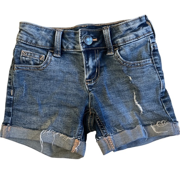 Justice little girl jean shorts - Picture 1 of 4